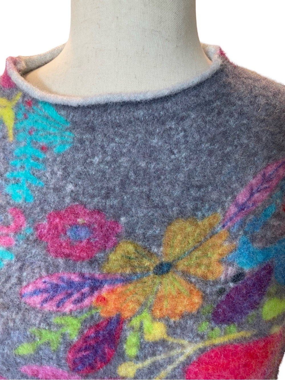 NATURAL LIFE FUZZY FLORAL MOCK NECK SWEATER L/XL - Picture 3 of 13
